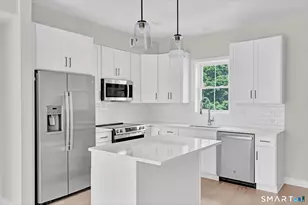 68 Whiting St, Plainville, CT 06062 - Photo 7