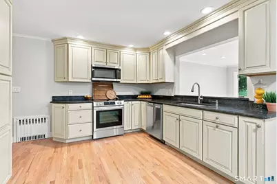 16 Ezra Street, North Haven, CT 06473 - Photo 11