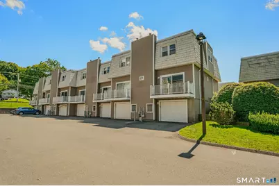 61 Meetinghouse Village #1, Meriden, CT 06450 - Photo 1