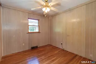 146 Downes St, Waterbury, CT 06704 - Photo 5
