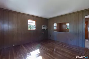 146 Downes St, Waterbury, CT 06704 - Photo 17