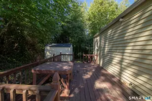 146 Downes St, Waterbury, CT 06704 - Photo 27