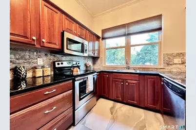 5 Hundley Court #1D, Stamford, CT 06902 - Photo 9