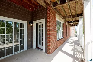 35 Broad St, Stamford, CT 06902 - Photo 17