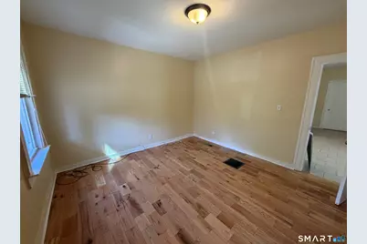 33 Stevens Street #1st Fl, New Haven, CT 06519 - Photo 9
