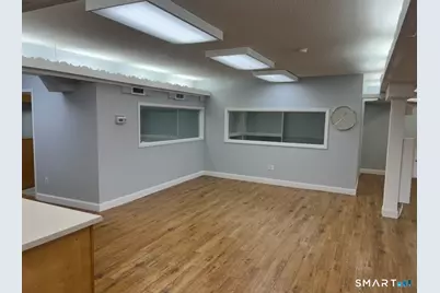 345 Meriden Road, Waterbury, CT 06705 - Photo 19