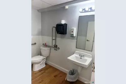 345 Meriden Road, Waterbury, CT 06705 - Photo 33