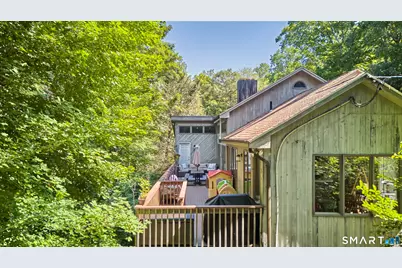 8 Mountain Trail, East Hampton, CT 06424 - Photo 3