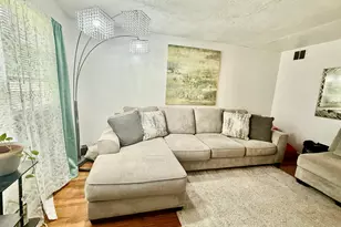 49-55 Dupont Pl, Bridgeport, CT 06610 - Photo 3
