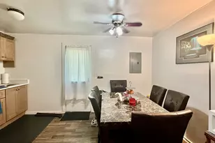 49-55 Dupont Pl, Bridgeport, CT 06610 - Photo 7