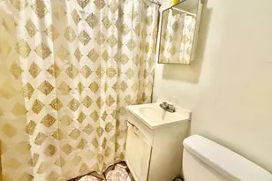 49-55 Dupont Pl, Bridgeport, CT 06610 - Photo 13