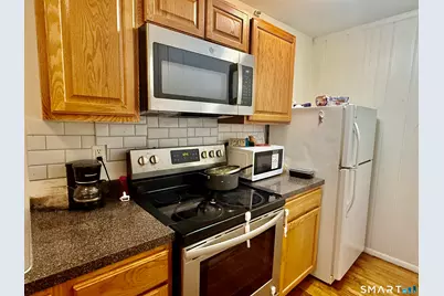49-55 Dupont Place, Bridgeport, CT 06610 - Photo 15