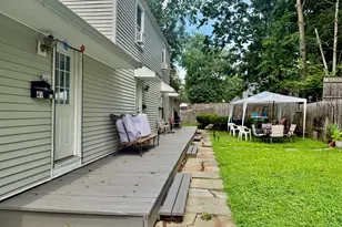 49-55 Dupont Pl, Bridgeport, CT 06610 - Photo 19