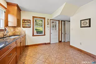 161 Upper State St, North Haven, CT 06473 - Photo 9