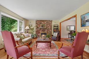 45 Hemlock Dr, Stamford, CT 06902 - Photo 5