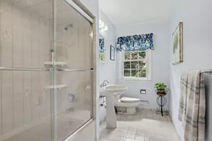 45 Hemlock Dr, Stamford, CT 06902 - Photo 25