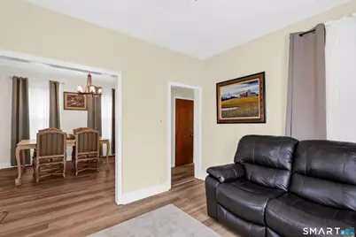 32 Jubilee Street, New Britain, CT 06051 - Photo 9