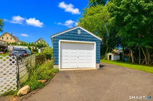 32 Jubilee St, New Britain, CT 06051 - Photo 23