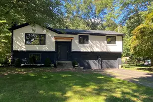 77 School House Rd, Wallingford, CT 06492 - Photo 1