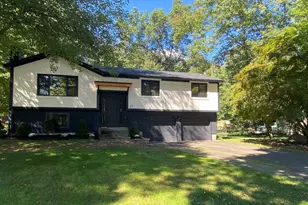 77 School House Rd, Wallingford, CT 06492 - Photo 21