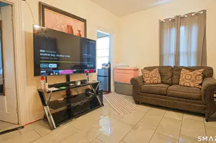 46 Deforest Ave, Bridgeport, CT 06607 - Photo 5
