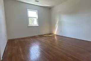 124 Harbor Dr, Stamford, CT 06902 - Photo 15
