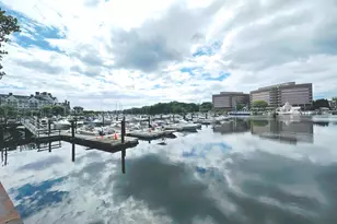 124 Harbor Dr, Stamford, CT 06902 - Photo 27