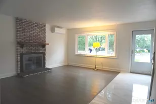 124 Harbor Dr, Stamford, CT 06902 - Photo 3