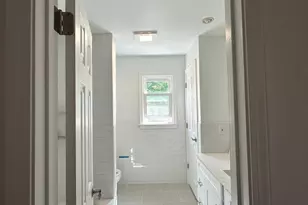 124 Harbor Dr, Stamford, CT 06902 - Photo 23