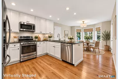 29 Maplewood Drive, Danbury, CT 06811 - Photo 9