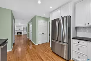 29 Maplewood Dr, Danbury, CT 06811 - Photo 11