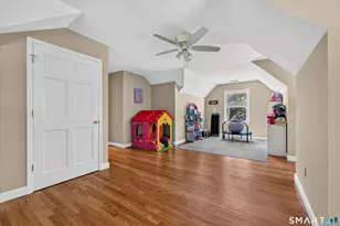 29 Maplewood Dr, Danbury, CT 06811 - Photo 25