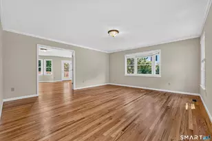29 Maplewood Dr, Danbury, CT 06811 - Photo 3