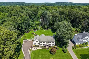 29 Maplewood Dr, Danbury, CT 06811 - Photo 1