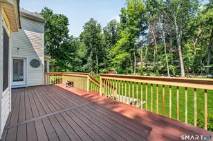 29 Maplewood Dr, Danbury, CT 06811 - Photo 29