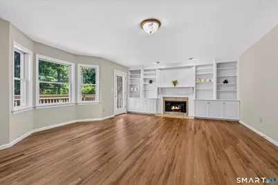 29 Maplewood Drive, Danbury, CT 06811 - Photo 7