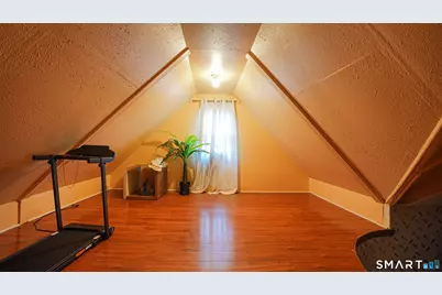 297 Laurel Avenue, Bridgeport, CT 06605 - Photo 23