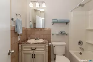 7 Falmouth Ct, Brookfield, CT 06804 - Photo 15