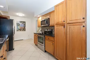 7 Falmouth Ct, Brookfield, CT 06804 - Photo 11