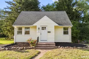 51 Lawrence St, Vernon, CT 06066 - Photo 1