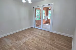 182 Camp St, Plainville, CT 06062 - Photo 5