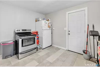 35-37 Omega Avenue, Bridgeport, CT 06606 - Photo 25