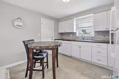 35-37 Omega Avenue, Bridgeport, CT 06606 - Photo 13