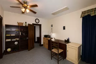 182 Collins St, Hartford, CT 06105 - Photo 23