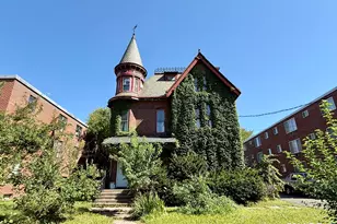 182 Collins St, Hartford, CT 06105 - Photo 1