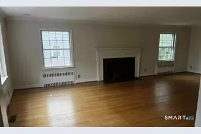 49 Pilgrim Road, West Hartford, CT 06117 - Photo 3