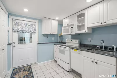48 Jefferson Circle, Clinton, CT 06413 - Photo 23
