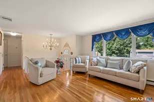 48 Jefferson Cir, Clinton, CT 06413 - Photo 15