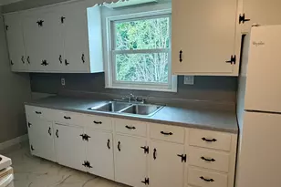 50 Coen St, Naugatuck, CT 06770 - Photo 3