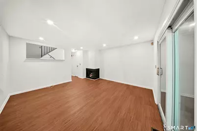 236 Edgemoor Road #B, Bridgeport, CT 06606 - Photo 11